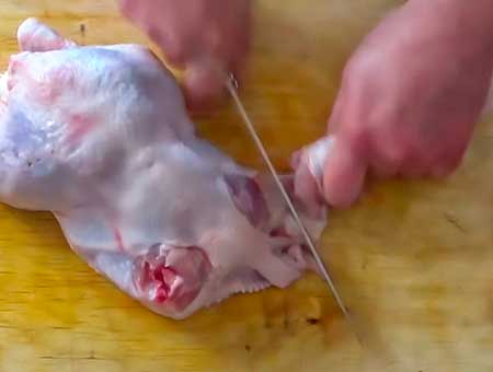 Ріжемо філе на шматки
