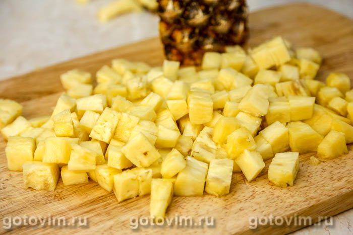 Ананаси в шампанському