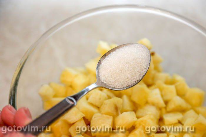 Ананаси в шампанському