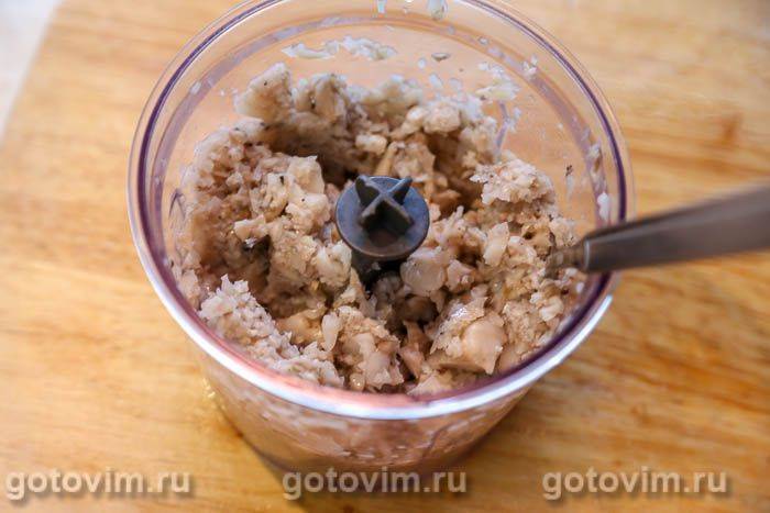 Макарони з гливами та фаршем