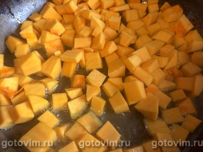 Паста з гарбузом і плавленим сиром