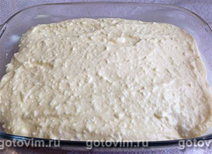 Сирно-банановий десерт із безе