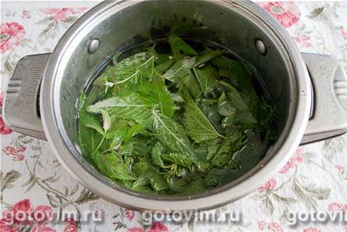 Квас із м'ятою та кропивою