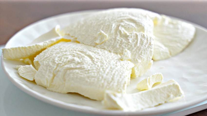 Домашній крем-сир своїми руками: прості рецепти та секрети приготування