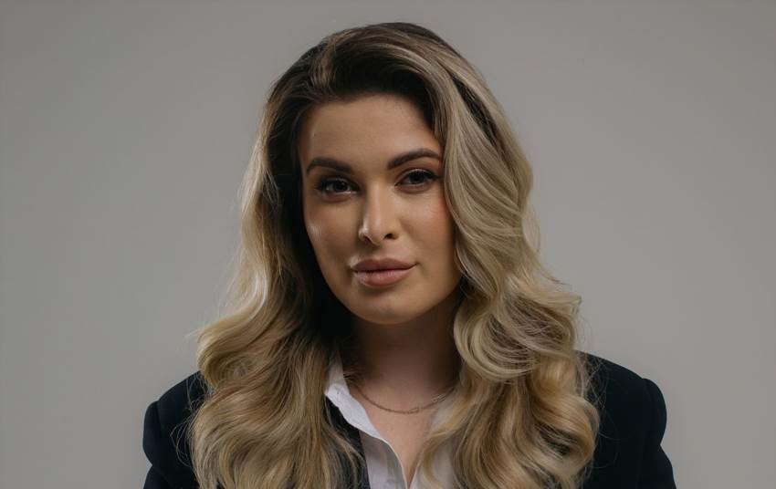 Юлія Карпова – як житомирська дівчина підкорила медіапростір України