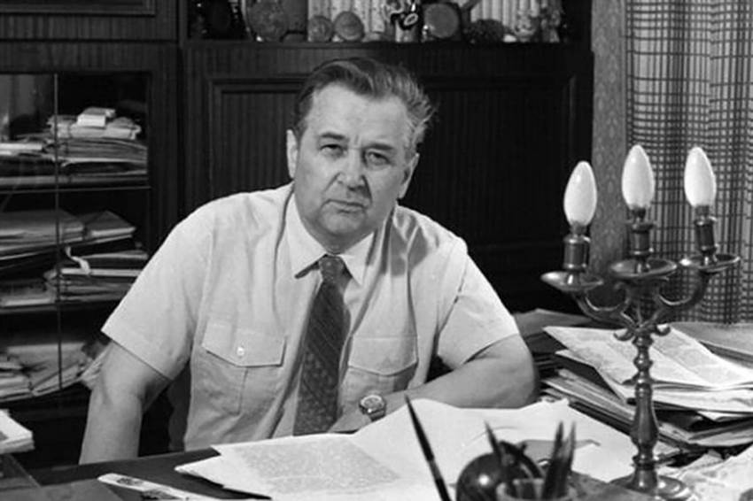 Як Олесь Гончар став голосом цілого покоління