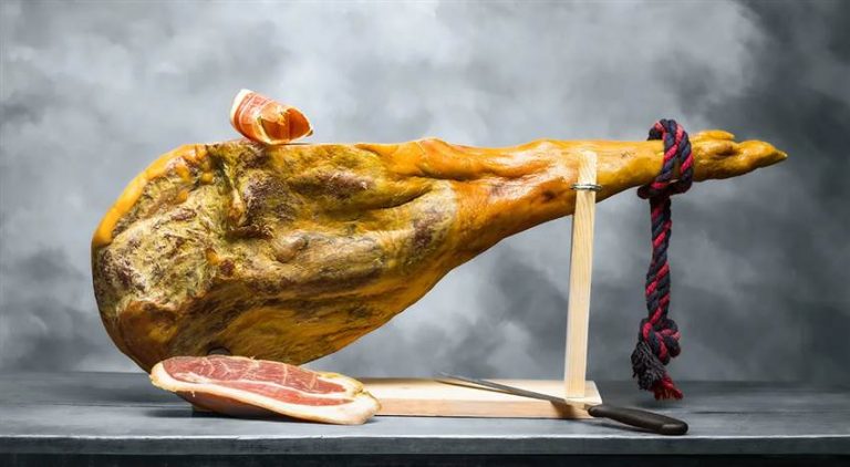 Хамон: що це таке і як розпізнати справжній делікатес