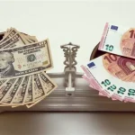 На яку валюту робити ставку українцям у 2026 році