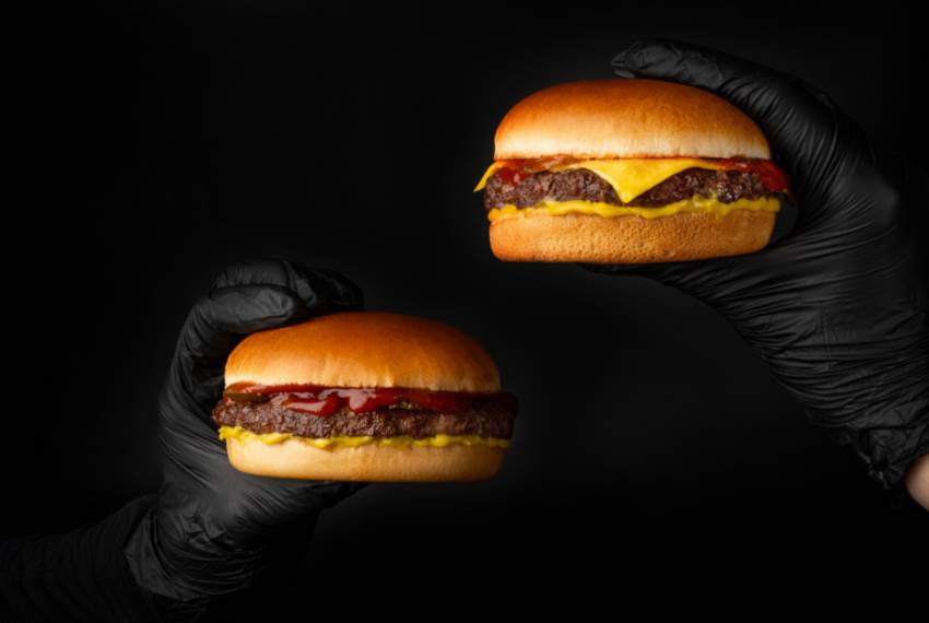 Як бургер став культовим стравою і чому його святкують щороку