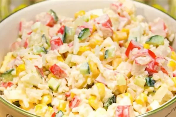 Як приготувати ідеальний салат з крабових паличок