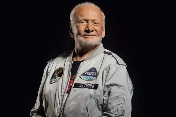 Як Базз Олдрін став одним з найвідоміших астронавтів в історії