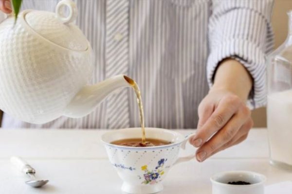 Як правильно пити чай – традиції, поради та секрети смаку
