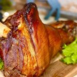 Як замаринувати рульку для запікання щоб вона була соковитою