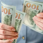 Як перевести гроші з України в США у 2026 році без зайвих витрат