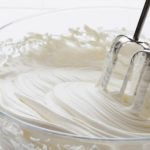 Чому не збиваються вершки: головні причини та як отримати ідеальну піну