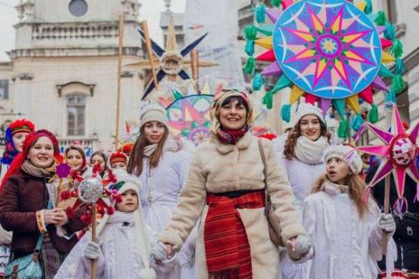 Коли щедрують за новим календарем в Україні: традиції та сучасні зміни