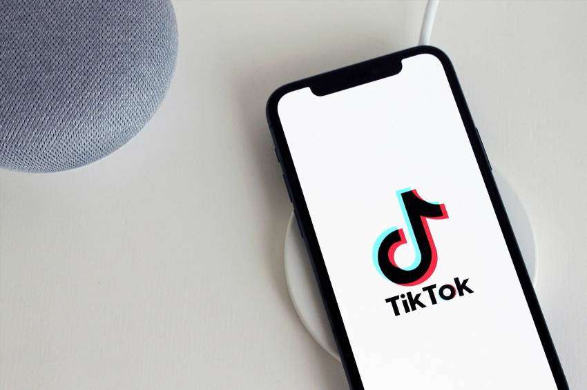 Пошук людини в TikTok без стресу: повний розбір методів